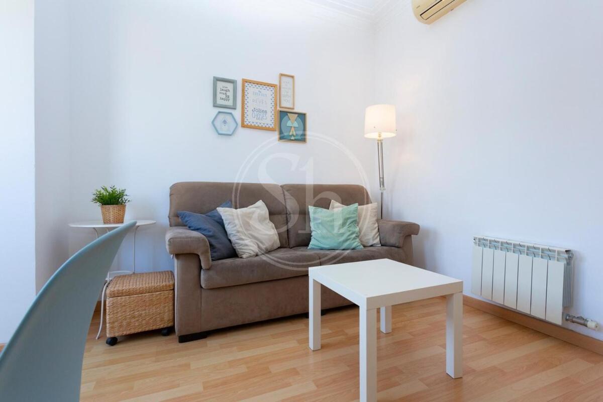 Familiar En Avdiagonal Apartment